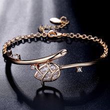 3.44 Carat Pear Cut Simulated CZ Stone Tulip Bracelet - White Gole / Gold