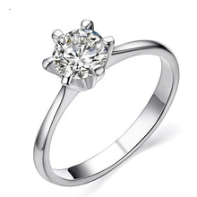 Classic Sparkling Solitaire 1 carat Cubic Zirconia Ring